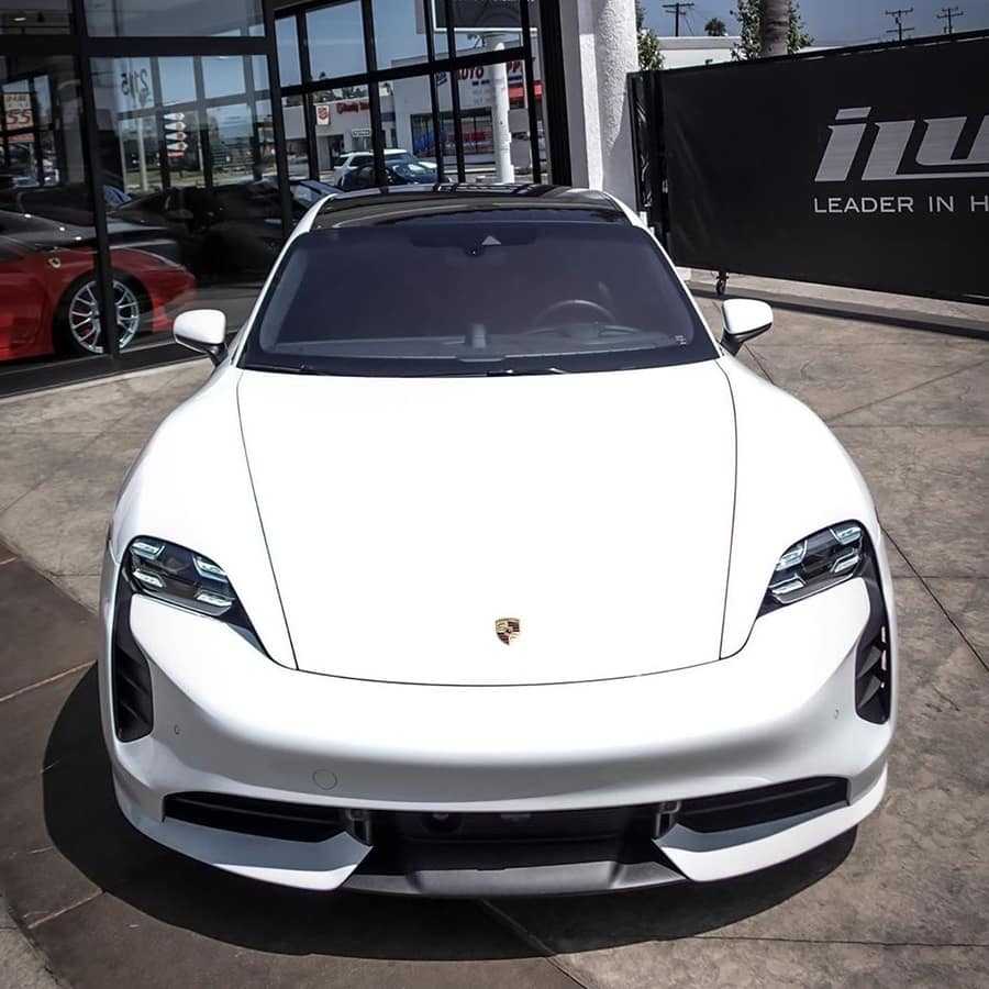 Porsche recently purchased by iLusso