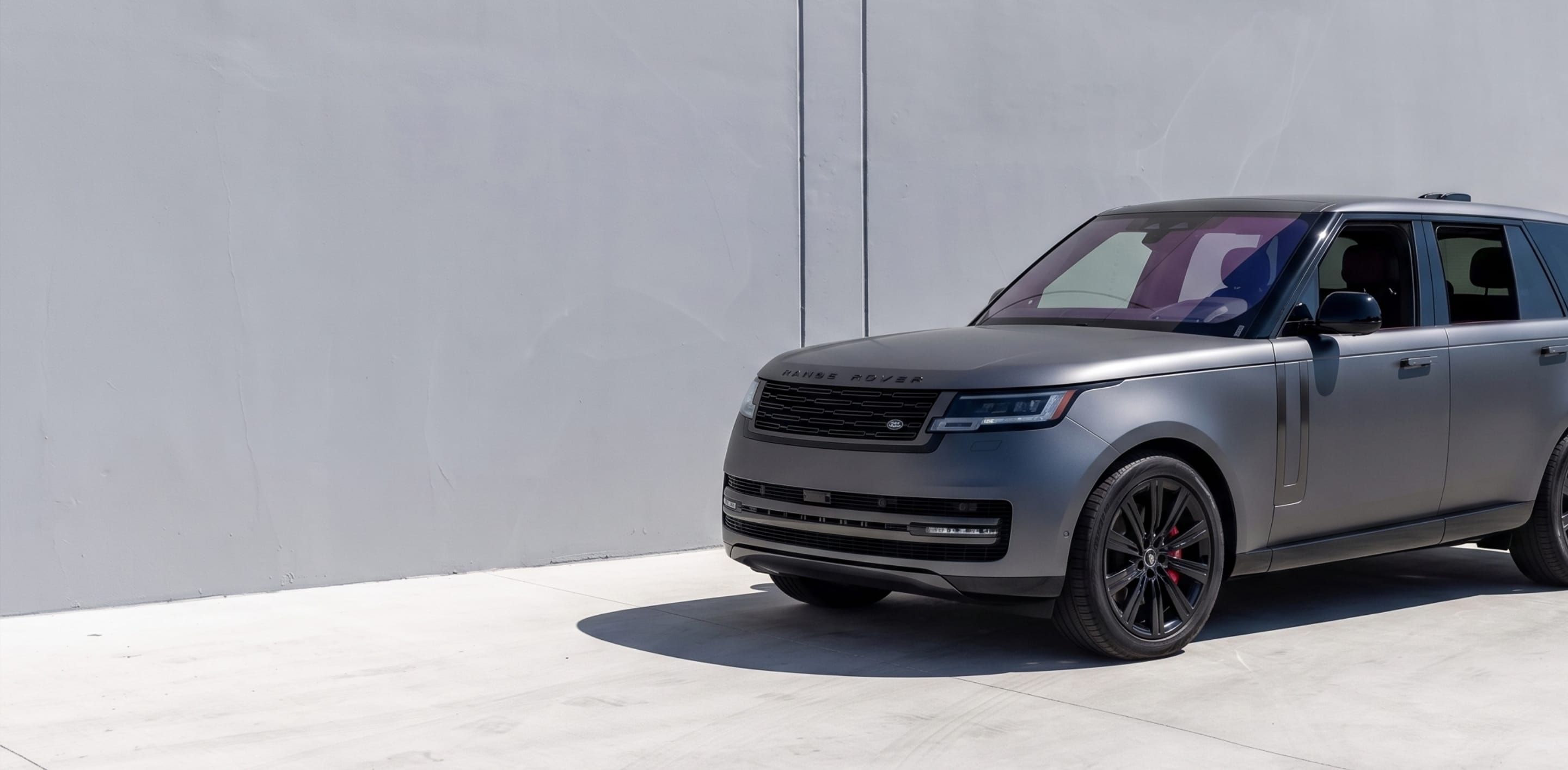 Range Rover background