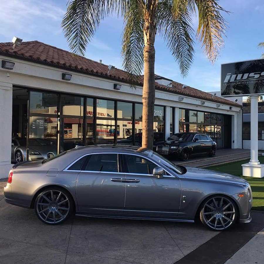 Rolls-Royce recently purchased by iLusso
